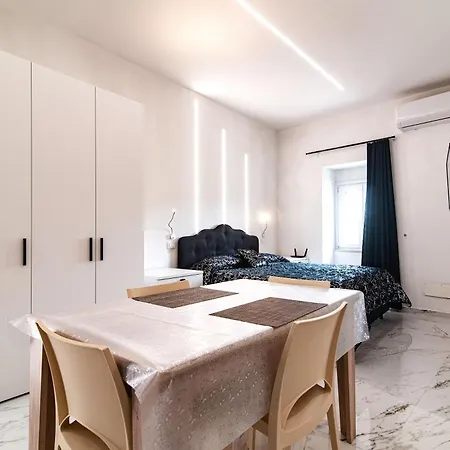 Nocleg ze śniadaniem Black & White Pietra Montecorvino