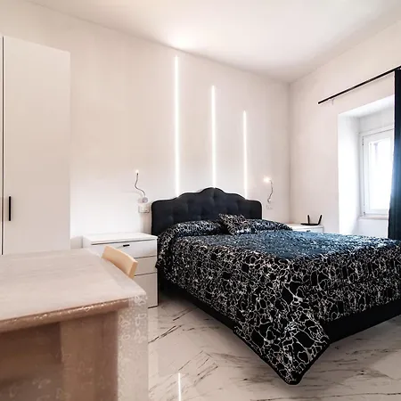 Black & White Bed & Breakfast Pietra Montecorvino